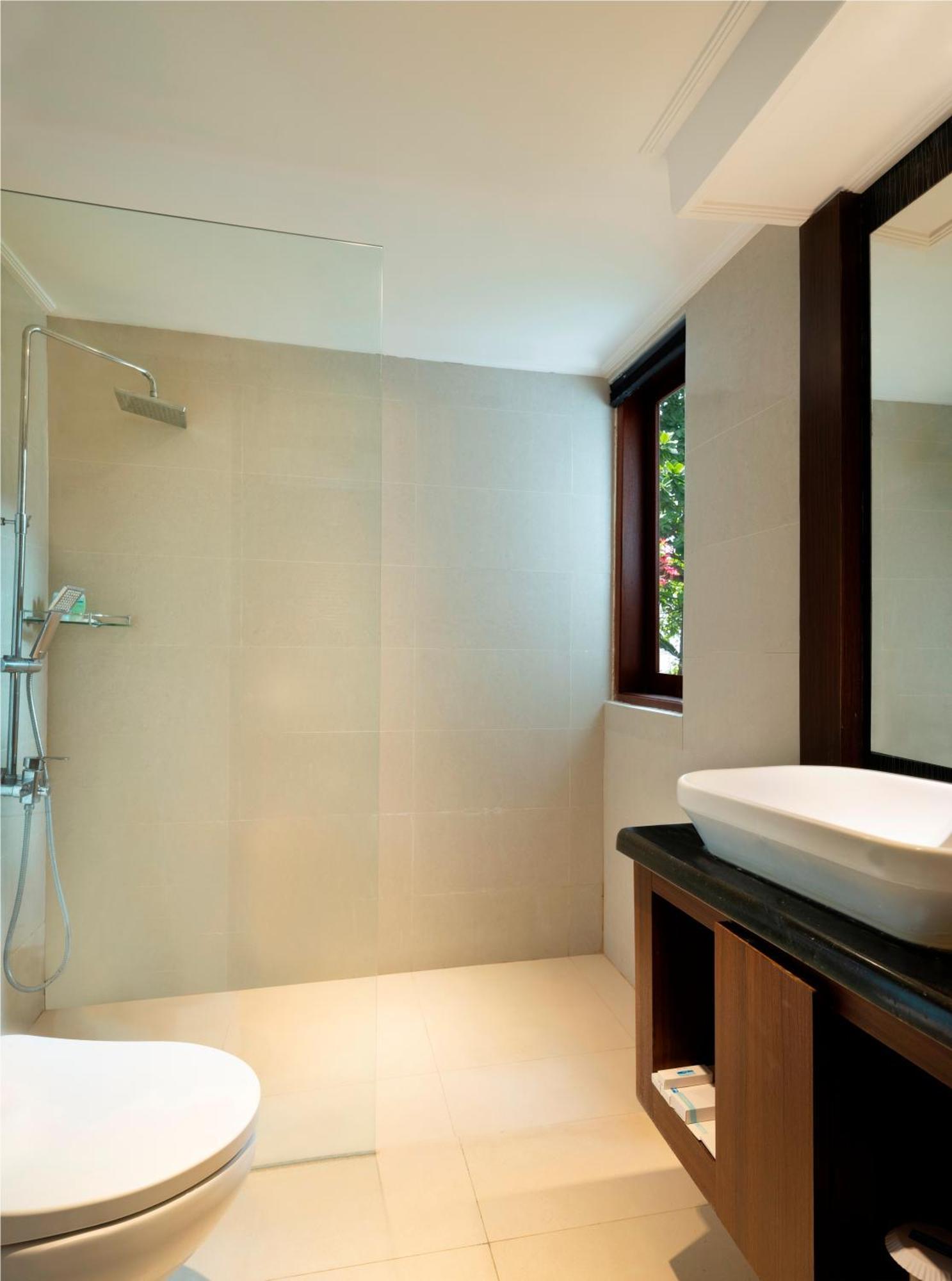 Mangsit Suites By Holiday Resort Lombok Buitenkant foto
