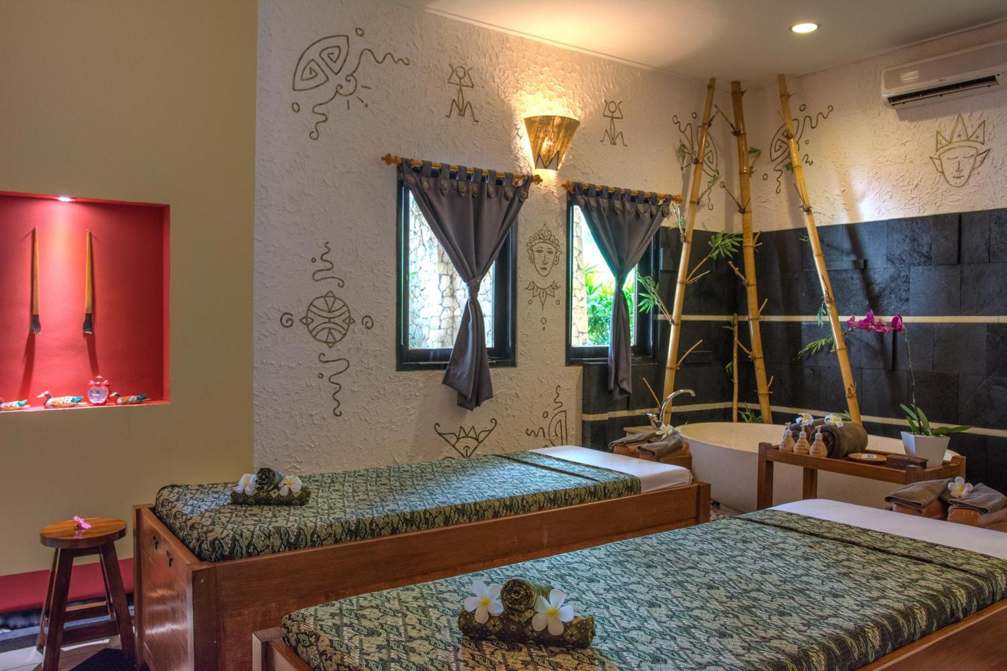 Mangsit Suites By Holiday Resort Lombok Buitenkant foto