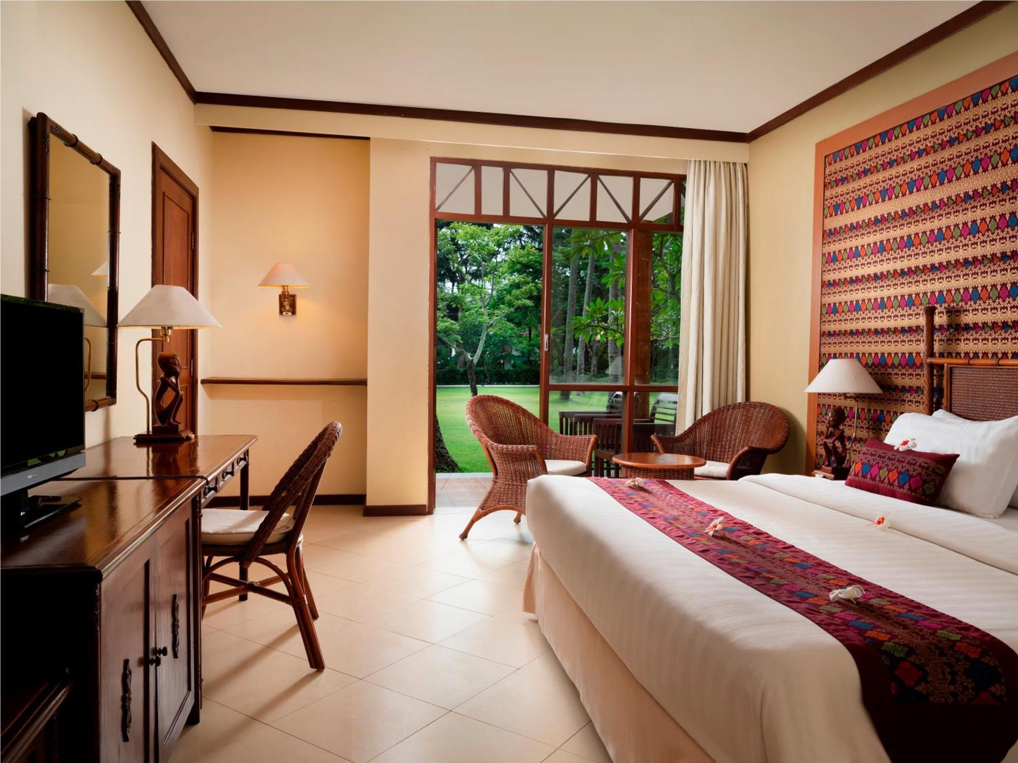 Mangsit Suites By Holiday Resort Lombok Buitenkant foto